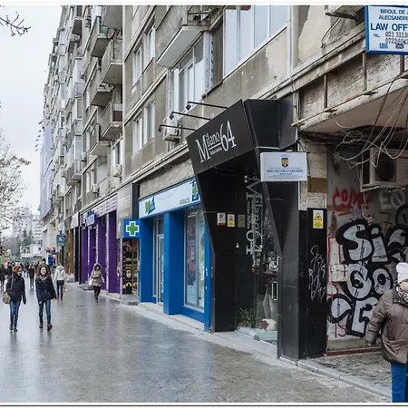 Spacious, Lovely, Bright In The Old Town *