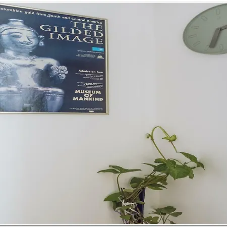 Spacious, Lovely, Bright In The Old Town Apartamento