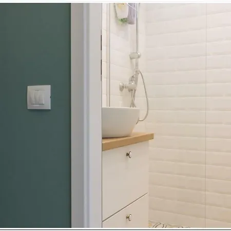 Spacious, Lovely, Bright In The Old Town * Bucarest