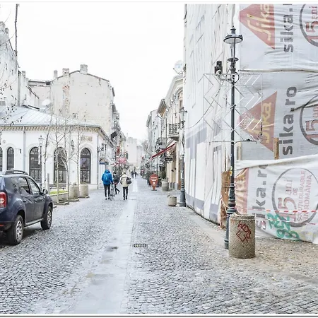 Apartamento Spacious, Lovely, Bright In The Old Town *