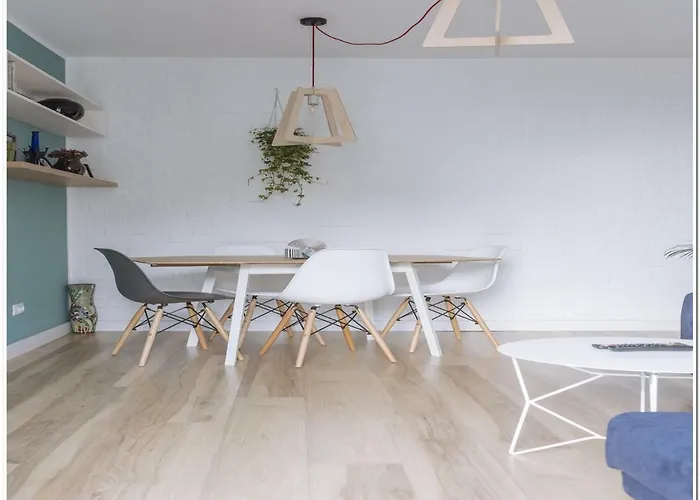 Apartman Spacious, Lovely, Bright In The Old Town *