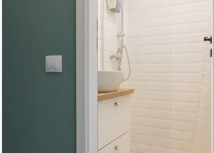 Spacious, Lovely, Bright In The Old Town * Bukarest