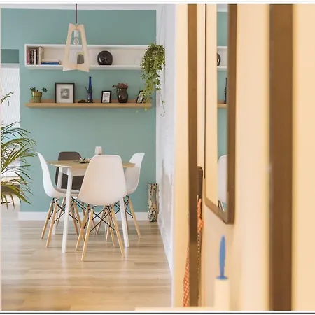 Spacious, Lovely, Bright In The Old Town * Bukarest