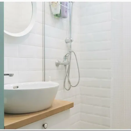 Apartment Spacious, Lovely, Bright In The Old Town Bukarest